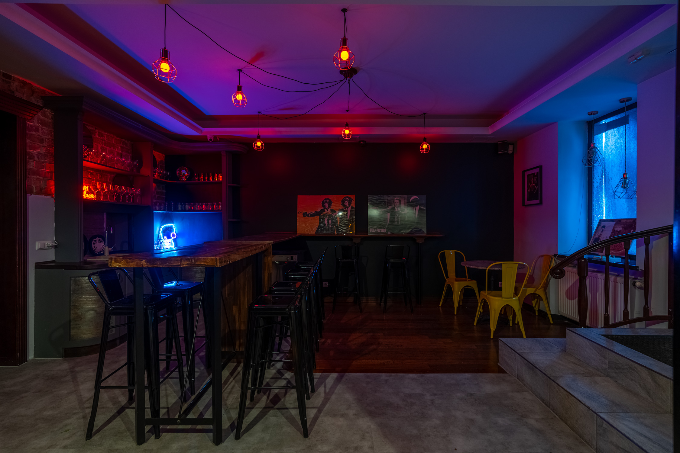 Wnętrze Małpa Spot